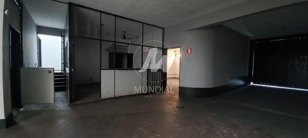 4 - Garagem/estacionamento