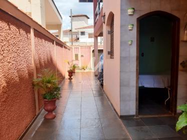 29 - Quintal/corredores