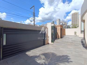 3 - Garagem/estacionamento