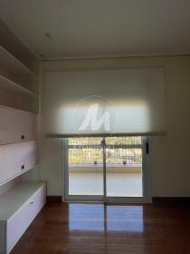 28 - Suite
