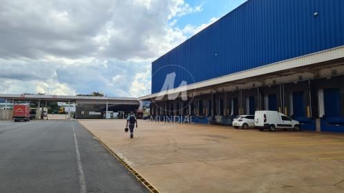 5 - Garagem/estacionamento