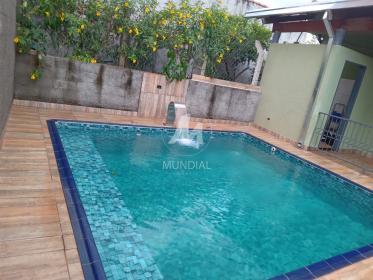 12 - Piscina