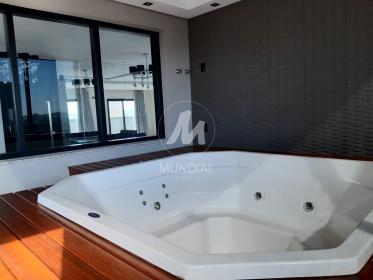 12 - Jacuzzi