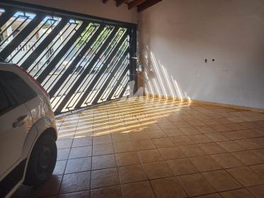 1 - Garagem/estacionamento