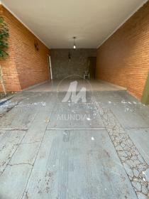 2 - Garagem/estacionamento