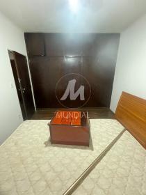 18 - Suite