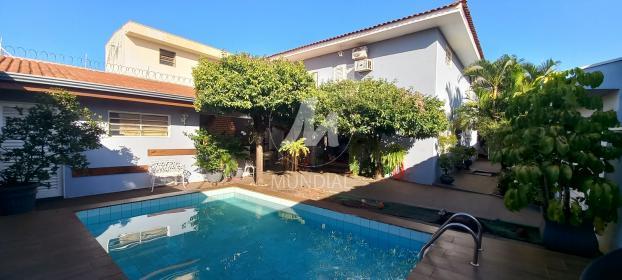18 - Piscina