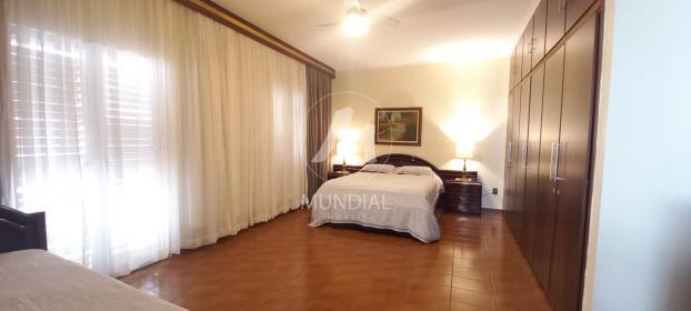 21 - Dormitorio