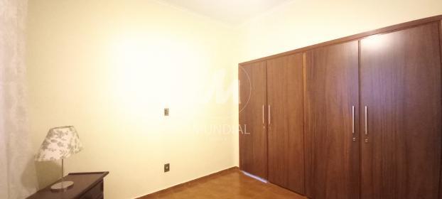 25 - Dormitorio