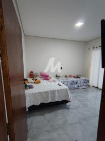 10 - Dormitorio