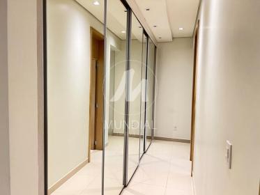 34 - Closet