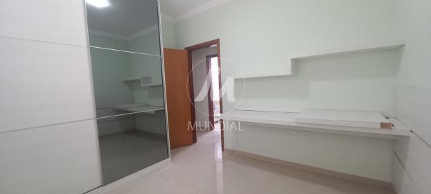 18 - Dormitorio