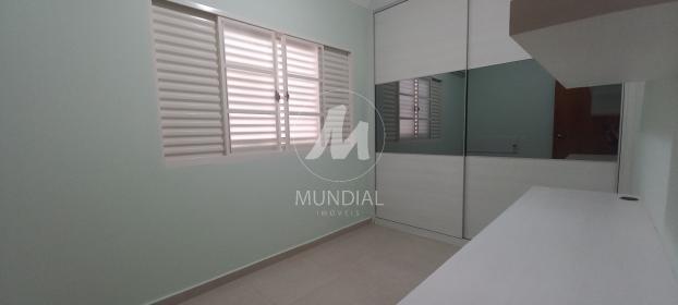 20 - Dormitorio