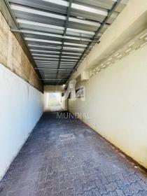 22 - Garagem/estacionamento