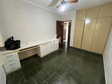 10 - Dormitorio