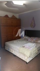 20 - Dormitorio