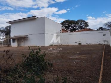 5 - Garagem/estacionamento