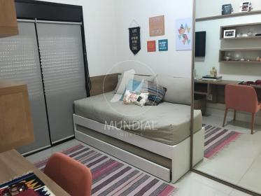 20 - Dormitorio