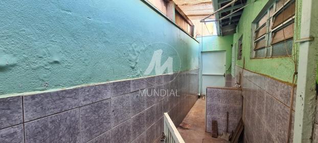 9 - Quintal/corredores