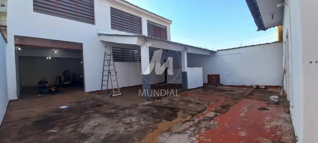 11 - Quintal/corredores