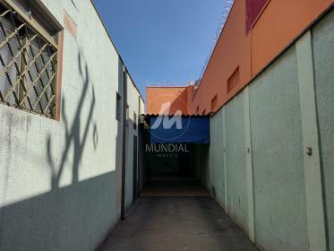 4 - Garagem/estacionamento