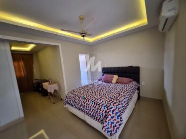 9 - Suite