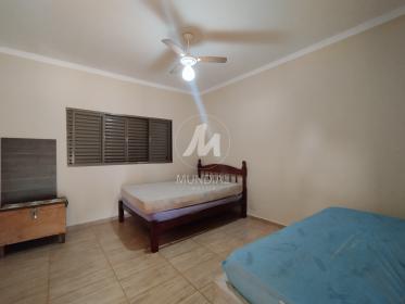 11 - Dormitorio