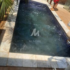 13 - Piscina