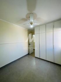 11 - Dormitorio