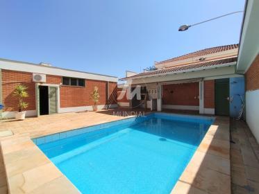 28 - Piscina