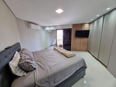 10 - Suite