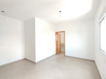 18 - Suite