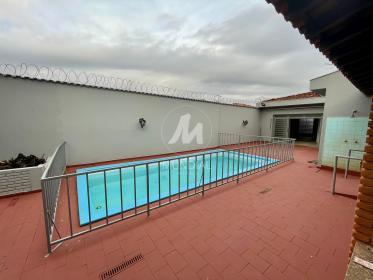 9 - Piscina