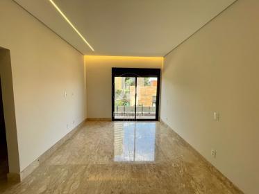 30 - Suite