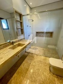 32 - Banheiro/lavabo