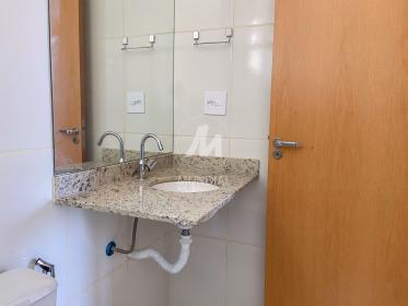 8 - Banheiro/lavabo