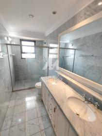 28 - Banheiro/lavabo