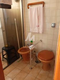 13 - Banheiro/lavabo
