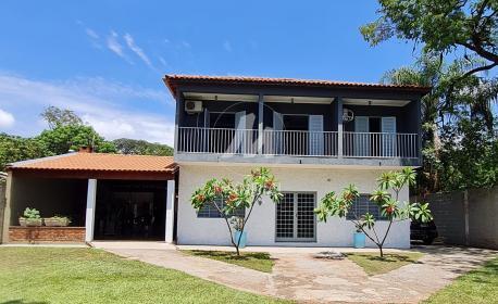 7 - Garagem/estacionamento