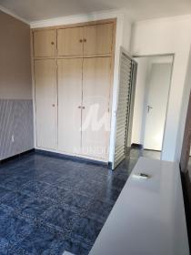 18 - Dormitorio