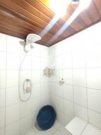 31 - Banheiro/lavabo
