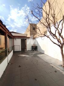 24 - Quintal/corredores