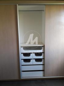 12 - Dormitorio