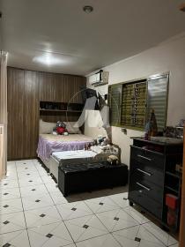 8 - Dormitorio