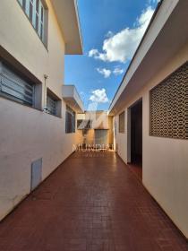 24 - Quintal/corredores