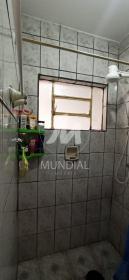 12 - Banheiro/lavabo