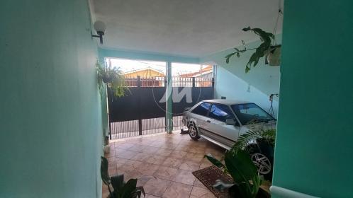 2 - Garagem/estacionamento