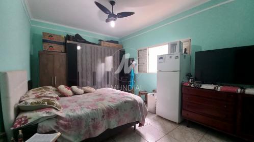 13 - Dormitorio