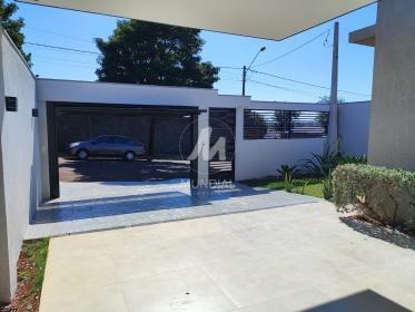 2 - Garagem/estacionamento