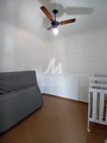 25 - Dormitorio